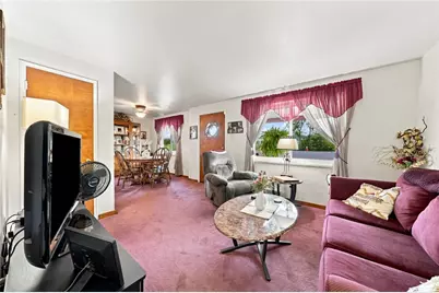 537 Sunnyland Ave, Pittsburgh, PA 15227 - Photo 4