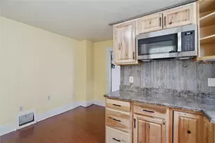 98 Baker Ave, Hermitage, PA 16148 - Photo 8