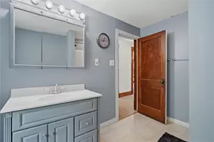 98 Baker Ave, Hermitage, PA 16148 - Photo 16