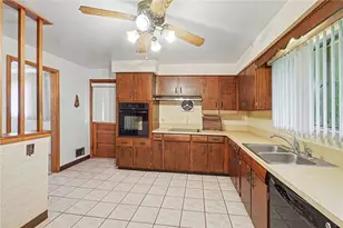 1314 Foxboro Dr, Monroeville, PA 15146 - Photo 10