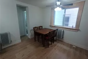 210 N 4th St, Jeannette, PA 15644 - Photo 12