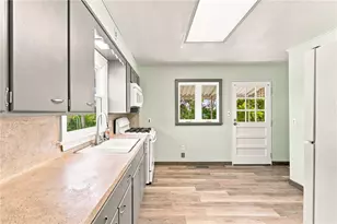 300 Sherwood Dr, Greater Johnstown School District, PA 15905 - Photo 10