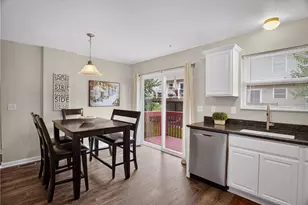 202 Ascot Ct, Moon/Crescent Twp, PA 15108 - Photo 6