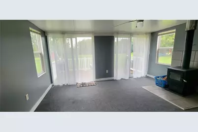 167 Golden City Rd, Jefferson Township, PA 16056 - Photo 4
