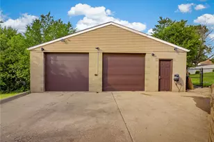 2029 Circle Dr, Hopewell Township, PA 15001 - Photo 34