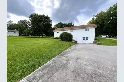 446 Fairgreen Ave, Neshannock Township, PA 16105 - Photo 6