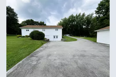 446 Fairgreen Ave, Neshannock Township, PA 16105 - Photo 4