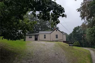 237 Fox Stop Rd, Fallowfield, PA 15022 - Photo 2