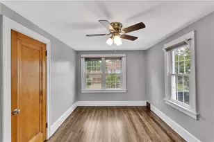 202 Foch St, Ellwood City, PA 16117 - Photo 18