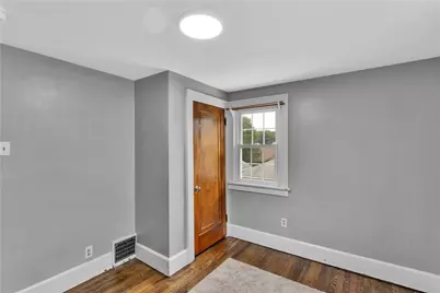 202 Foch St, Ellwood City, PA 16117 - Photo 24