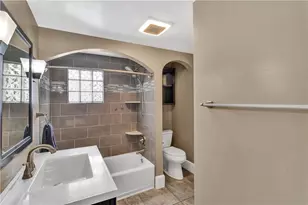 202 Foch St, Ellwood City, PA 16117 - Photo 24