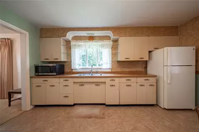 37 Colecrest St, Collier Township, PA 15106 - Photo 8