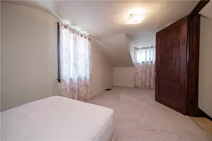37 Colecrest St, Collier Township, PA 15106 - Photo 14