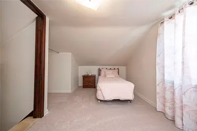 37 Colecrest St, Collier Township, PA 15106 - Photo 12