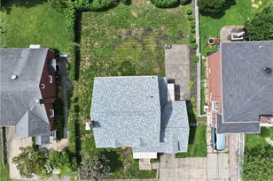 37 Colecrest St, Collier Township, PA 15106 - Photo 2