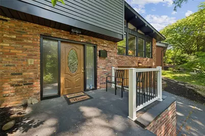 2317 Marbury Rd, Pittsburgh, PA 15221 - Photo 2