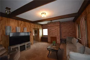 128 Hartrey St, Springdale Boro, PA 15144 - Photo 4