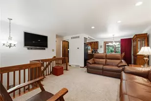 165 Reaghard Dr, West Deer, PA 15024 - Photo 12