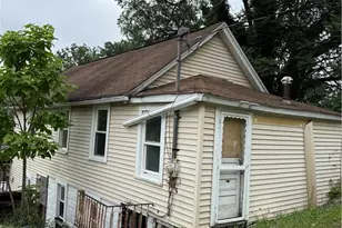 2 Bell Ave, Washington, PA 15301 - Photo 14
