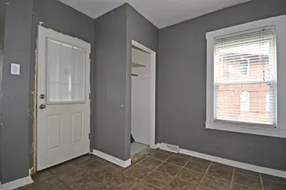 427 Ohio Avenue, Clairton, PA 15025 - Photo 4