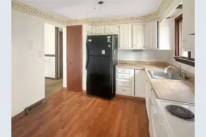 9 Carol Pl, Green Tree, PA 15220 - Photo 6