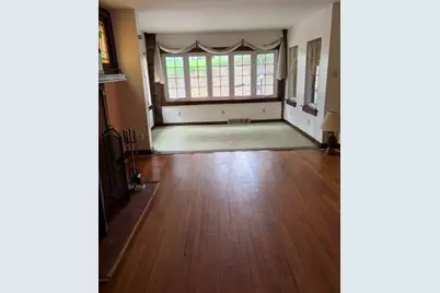 667 Margaret St, Pittsburgh, PA 15210 - Photo 4