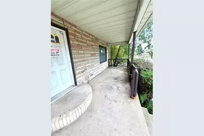 820 Lathrop St, New Castle, PA 16101 - Photo 4