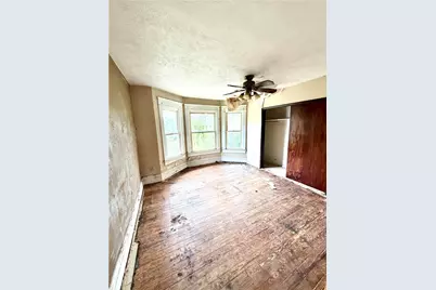 820 Lathrop St, New Castle, PA 16101 - Photo 6