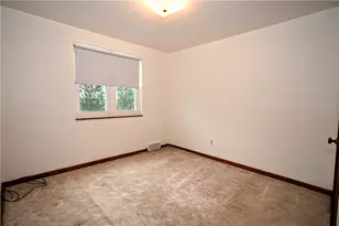 2105 Ridge Rd, Elizabeth Twp/Boro, PA 15135 - Photo 14