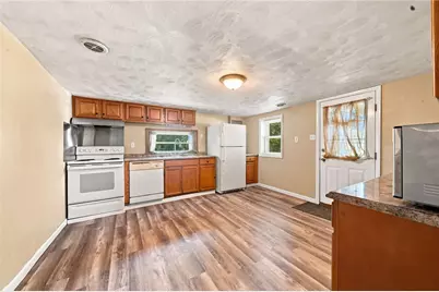 2521 Portland St, Hempfield Township, PA 15634 - Photo 4