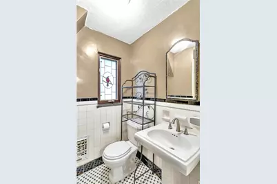 148 E Fairview Ave, Pittsburgh, PA 15237 - Photo 30