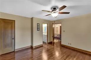 148 E Fairview Ave, Pittsburgh, PA 15237 - Photo 22