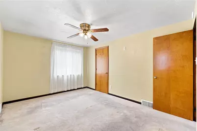 1134 Cardinal Dr, Scott Township, PA 15243 - Photo 16