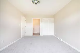 129 Park Crest Ln, Center Township, PA 16001 - Photo 8
