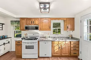 5330 Greenridge Dr, Pittsburgh, PA 15236 - Photo 6