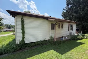 111 Adams St, Monongahela, PA 15063 - Photo 34
