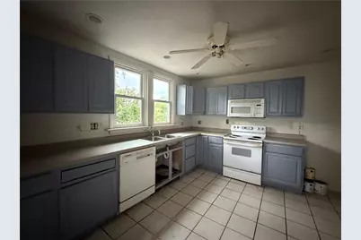 354 Frothingham Ave, Jeannette, PA 15644 - Photo 14