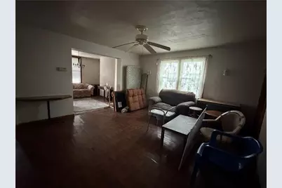 354 Frothingham Ave, Jeannette, PA 15644 - Photo 8