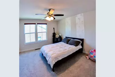 203 Foxtail Cir, Kennedy Township, PA 15108 - Photo 26