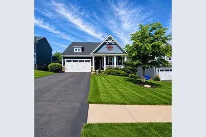 203 Foxtail Cir, Kennedy Township, PA 15108 - Photo 2