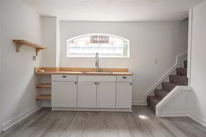410 Wayne St, Roscoe, PA 15477 - Photo 10
