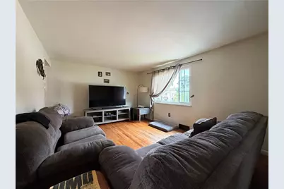 1177 Cascade Dr, Homestead, PA 15120 - Photo 10