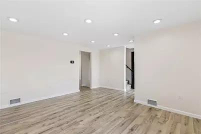 142 Saniel Drive, West Mifflin, PA 15122 - Photo 6