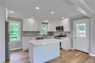 18 Longvue Cir, Economy, PA 15003 - Photo 10
