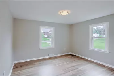 18 Longvue Circle, Economy, PA 15003 - Photo 18