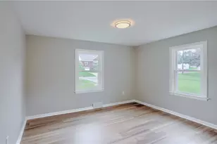 18 Longvue Cir, Economy, PA 15003 - Photo 18