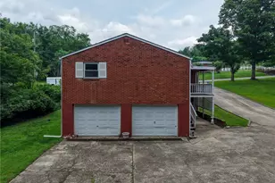 545 Muse-Bishop Rd, Cecil, PA 15057 - Photo 2