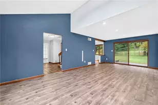 267 Kinvara Dr, Ross Twp, PA 15237 - Photo 6