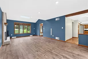 267 Kinvara Dr, Ross Twp, PA 15237 - Photo 8