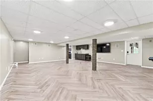 2587 Cole Rd, Pittsburgh, PA 15090 - Photo 40